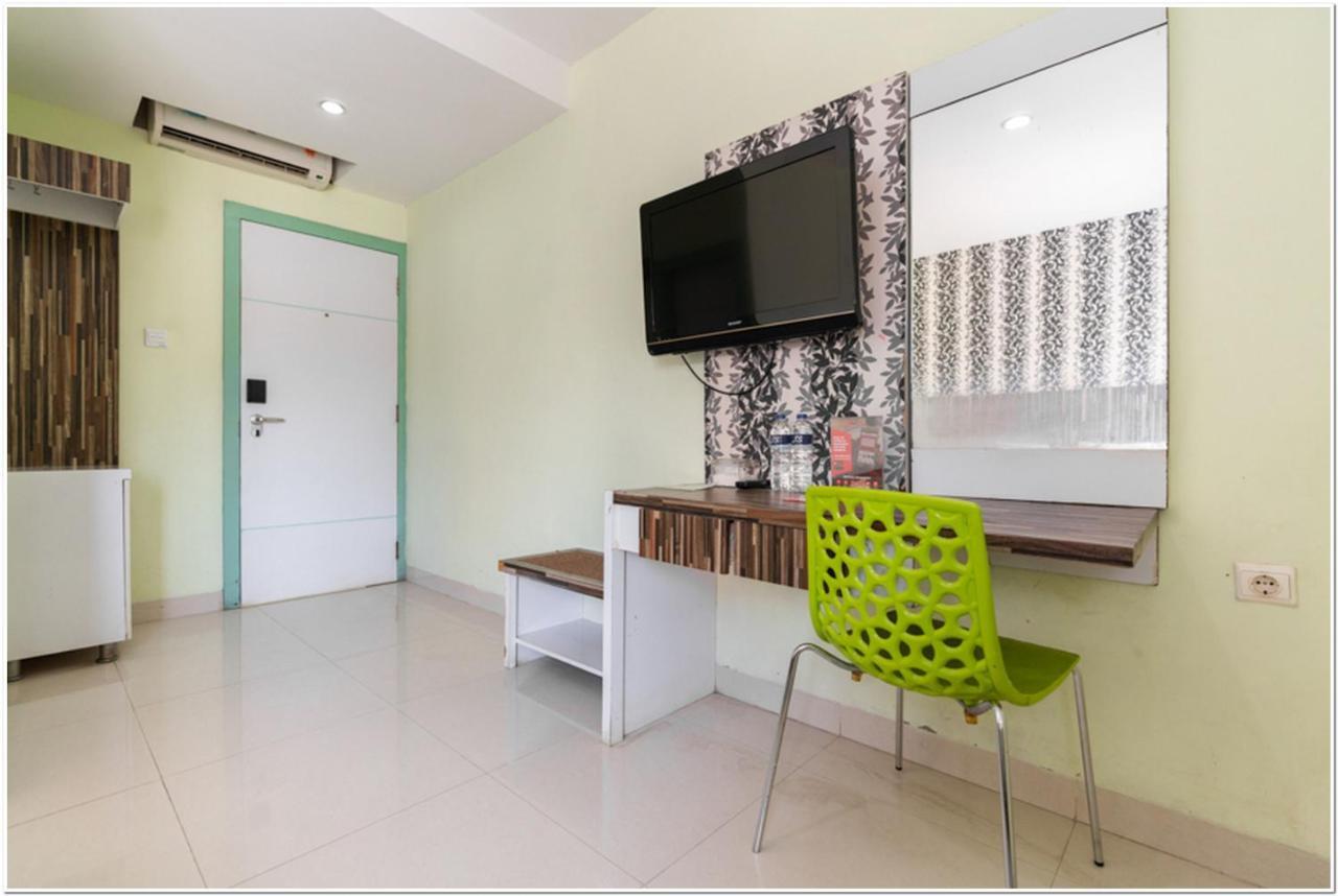Reddoorz Plus @ Hertasning Area Makassar Exterior photo